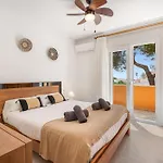 Cristina By Escape Villa *